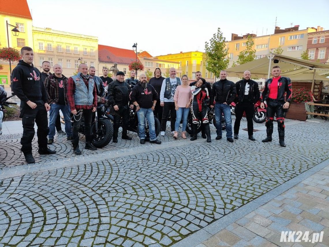 Promują wspólną i bezpieczną jazdę. Stowarzyszenie TM Volni zakończyło sezon motocyklowy