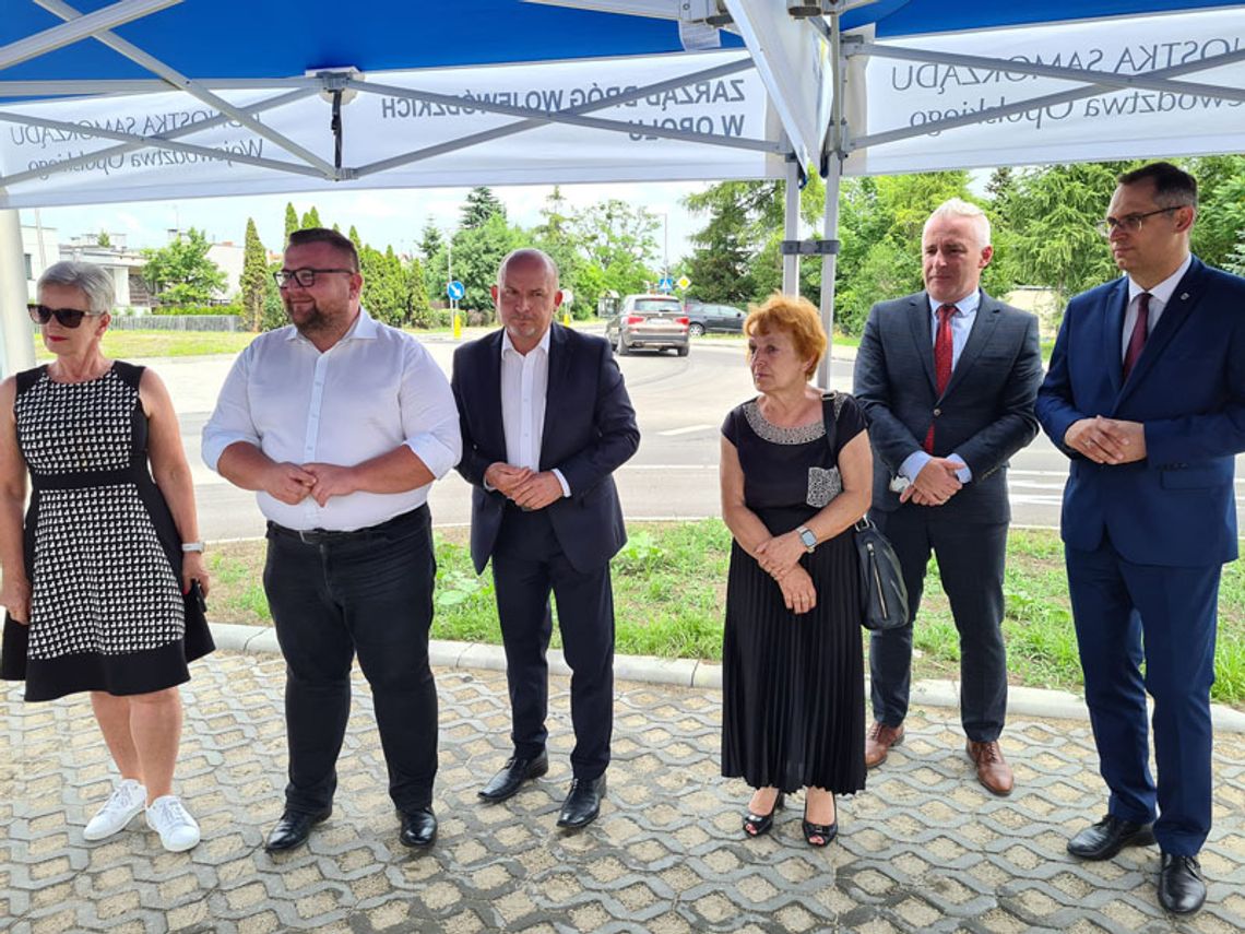 Przebudowa ulicy Gliwickiej oficjalnie zakończona. Inwestycja samorządu województwa pochłonęła 11 mln zł