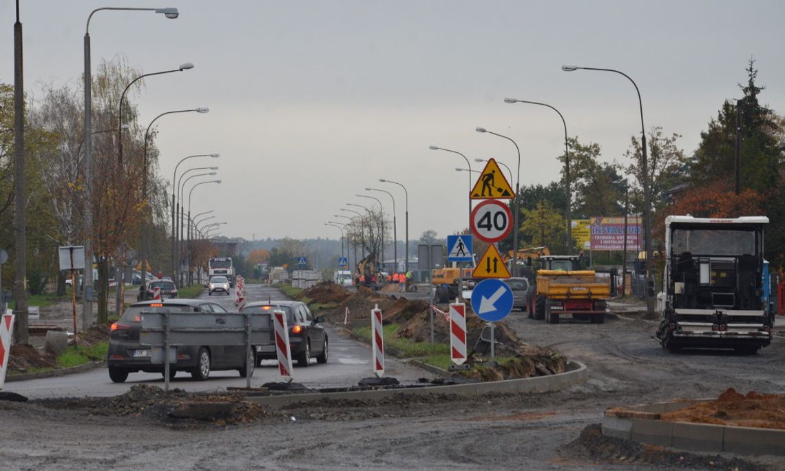 Przebudowa ulicy Królowej Jadwigi wchodzi w decydującą fazę. ZDJĘCIA