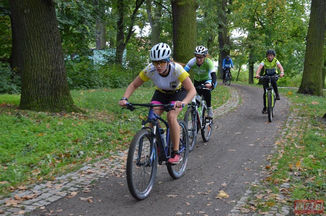 Przełajowy wyścig w kozielskim parku. Trzeci Cross Duathlon Twierdza. FOTOREPORTAŻ