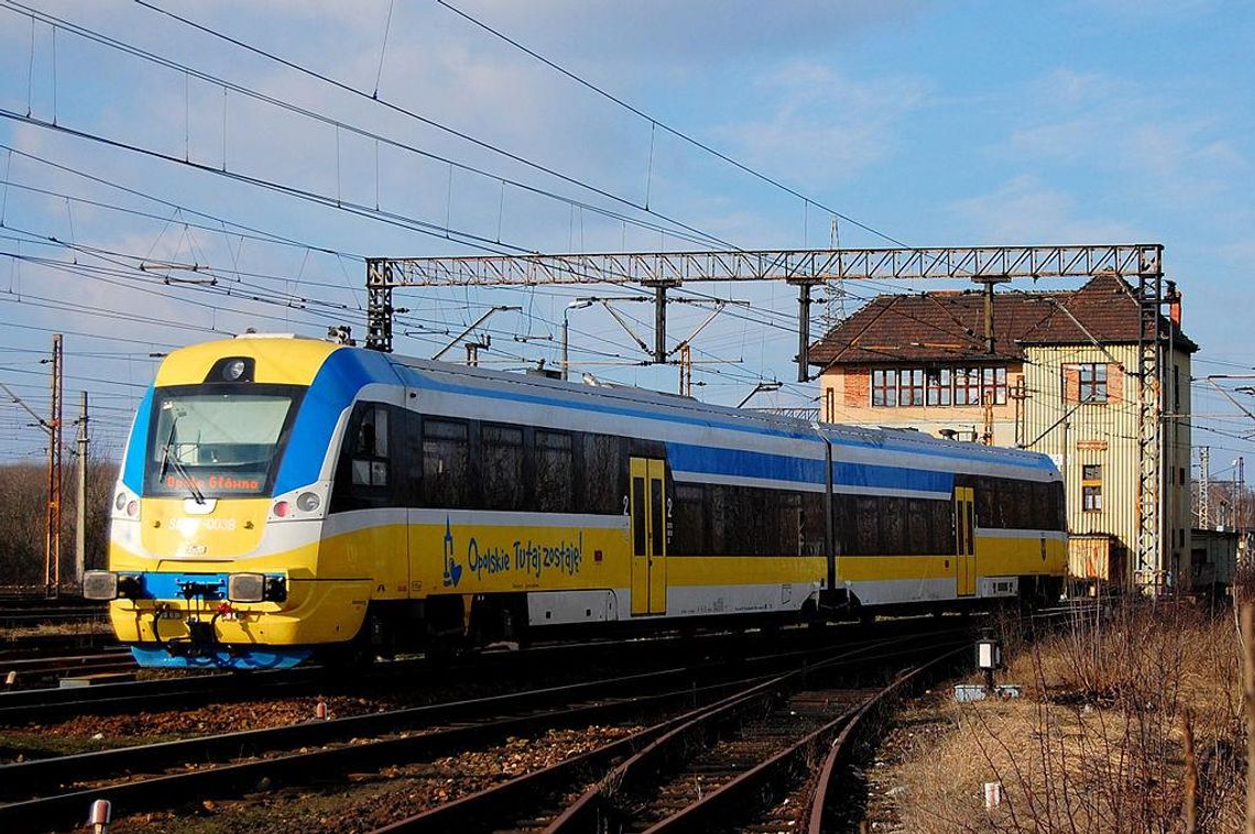 Przewozy Regionalne wycofują z ruchu szynobusy. Do Nysy dojedziesz autobusem