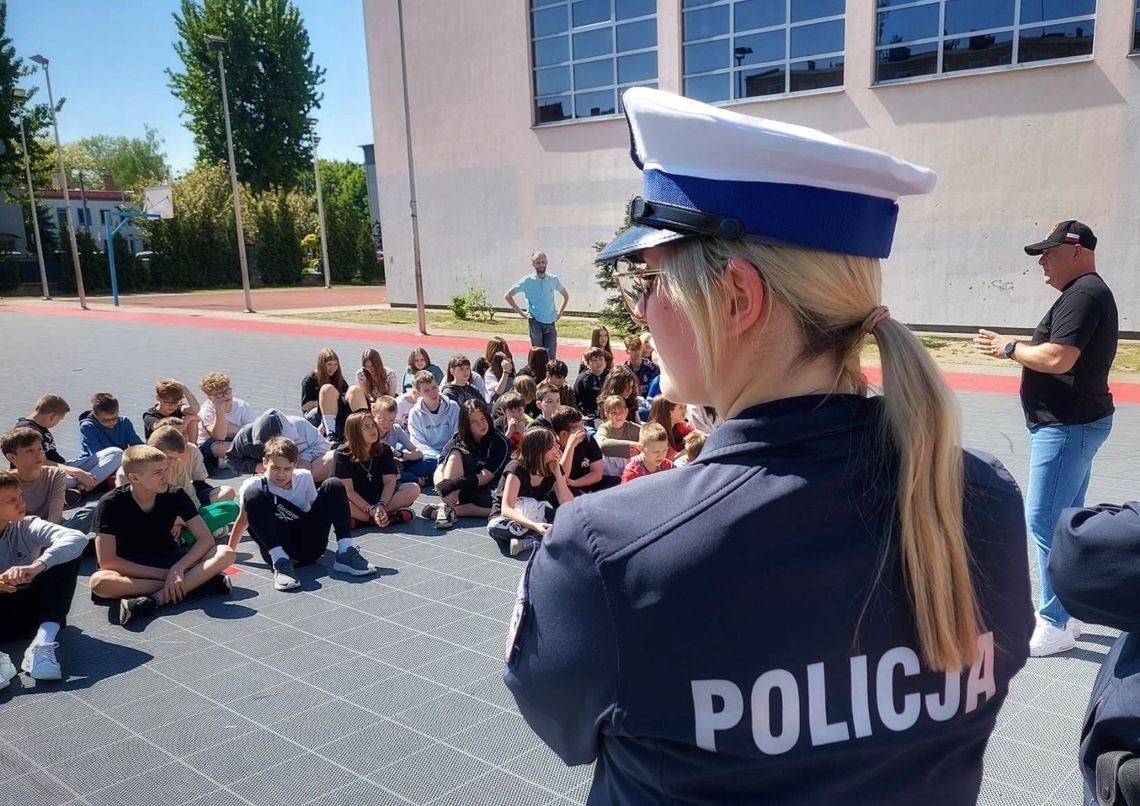 "Przez sport - bezpiecznie na drodze" - uczniowie PSP 5 spotkali się z policjantami i sportowcami ZAKSY