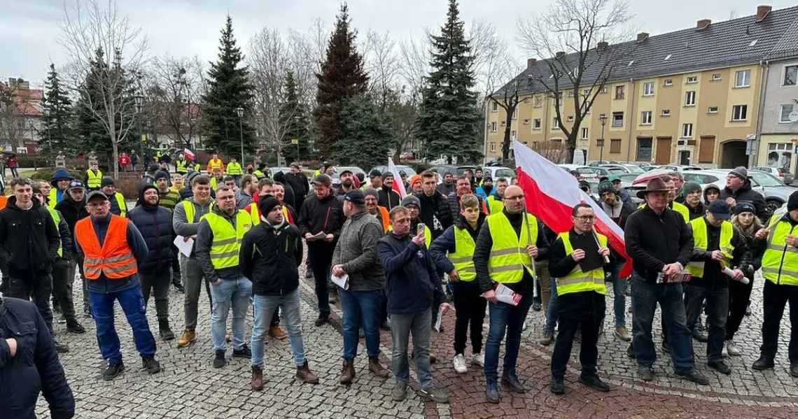 Rada powiatu kędzierzyńsko-kozielskiego w swojej uchwale poparła postulaty protestujących rolników