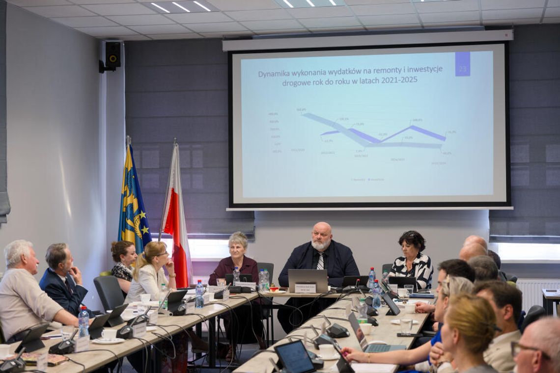 Radni byli jednogłośni. Zarząd powiatu kędzierzyńsko-kozielskiego z absolutorium za 2025 rok
