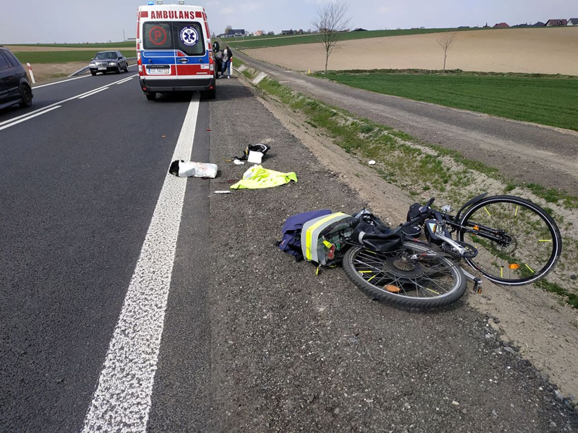 Ranny rowerzysta znaleziony przy drodze krajowej. Prawdopodobnie został potrącony