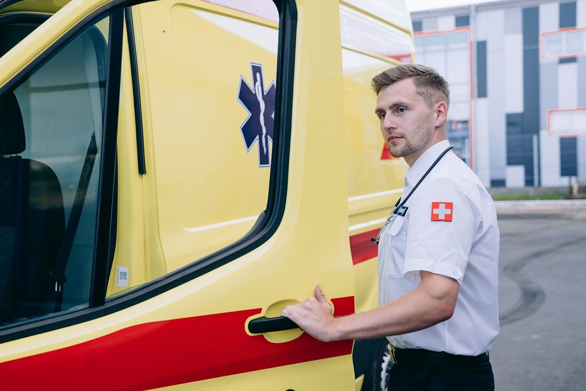Rekrutacja do służb ratunkowych w 2026 roku – kompletny przewodnik dla kandydatów