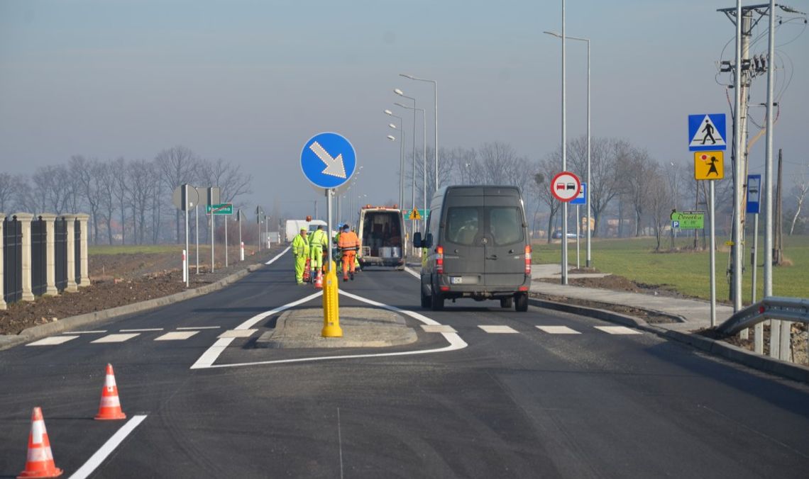 Roboty na DK 45 wznowione. Kiedy otwarcie odcinka z Poborszowa do Większyc?