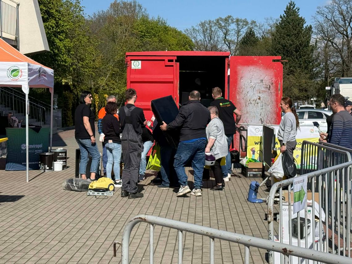 Rośliny za elektrośmieci w Kędzierzynie-Koźlu. Trwa ekologiczna akcja dla mieszkańców