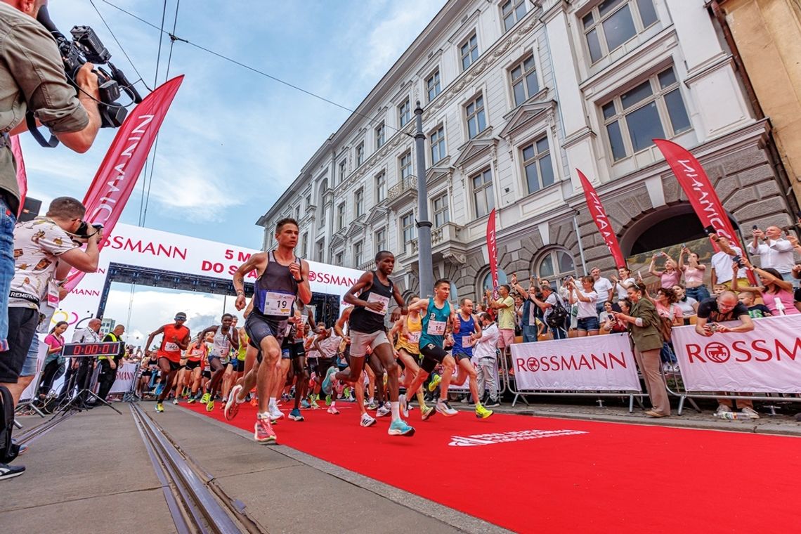 Rossmann Run: rekordowy bieg w Łodzi i jeden z największych biegów z aplikacją na świecie!