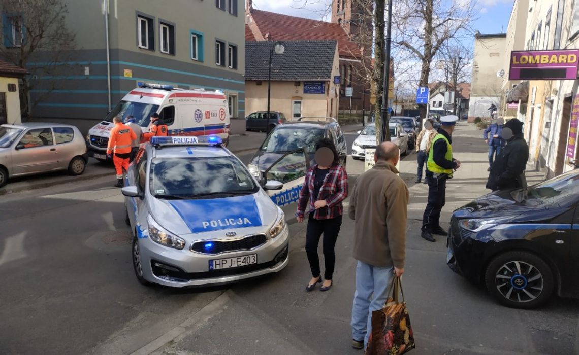 Rowerzysta potrącony przez samochód osobowy. Kolizja na ulicy Głowackiego