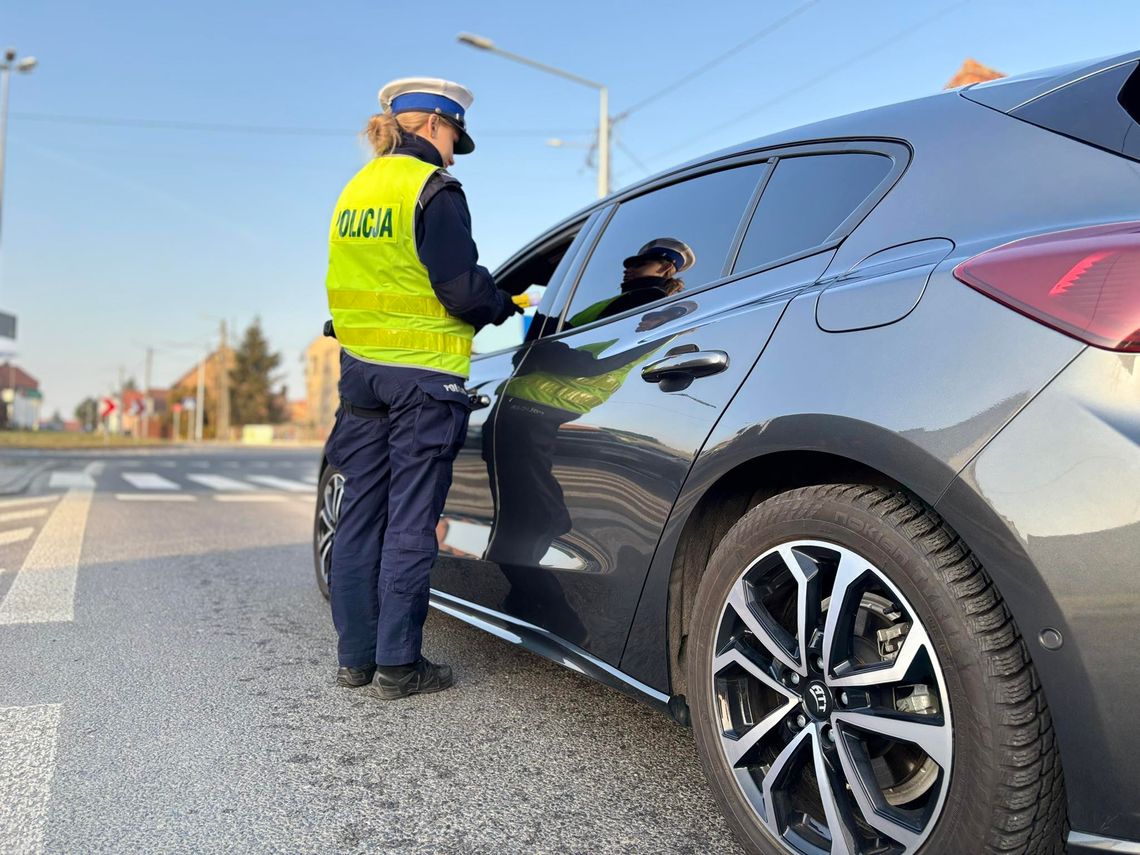 Rutynowa kontrola, poważne konsekwencje. Dwóch poszukiwanych zatrzymanych