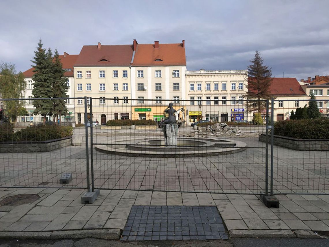 Rynek w Koźlu wyłączony z użytkowania. Rusza przebudowa