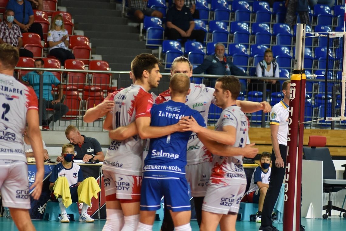 Siatkarze Grupy Azoty ZAKSA Kędzierzyn-Koźle pokonali Aluron Warta Zawiercie w meczu pokazowym