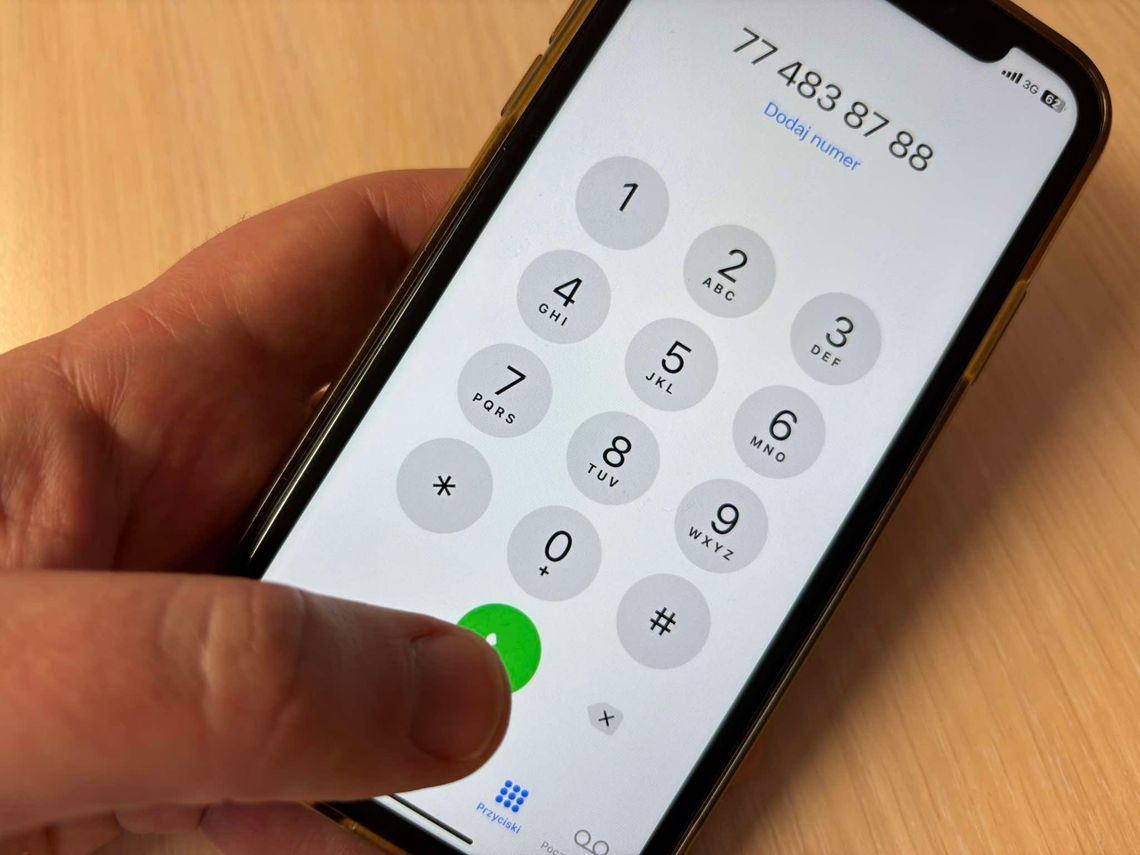 Społeczny telefon zaufania w Kędzierzynie-Koźlu. Mieszkańcy mogą anonimowo zgłaszać zagrożenia