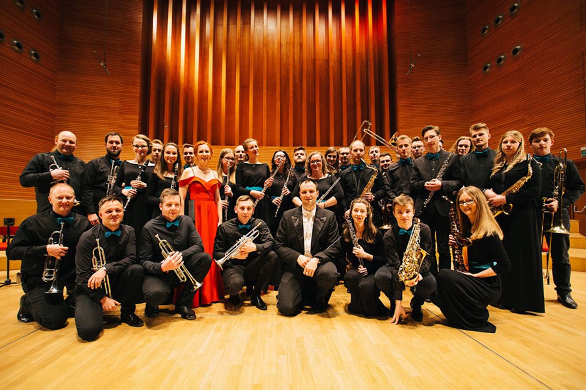 "Stanisław Moniuszko i Józef Elsner". W sobotę koncert orkiestry Power of Winds w kozielskiej bibliotece