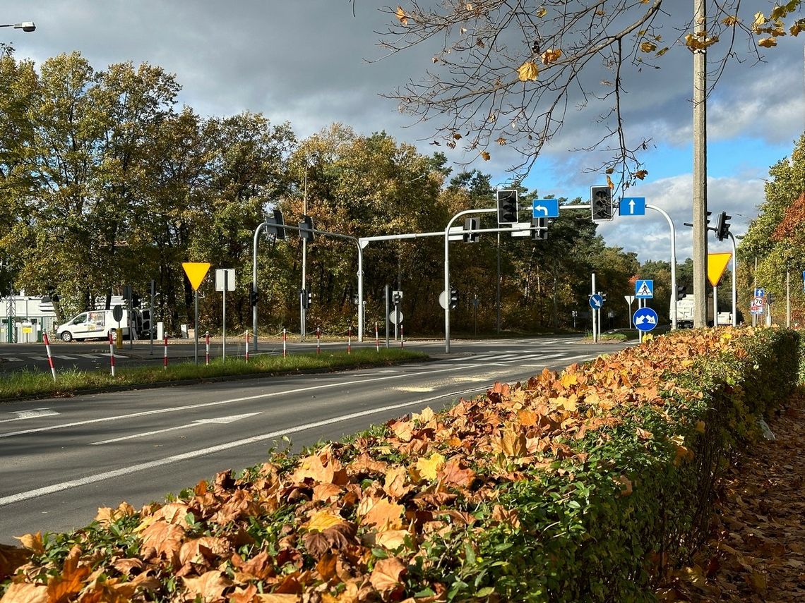 Ruszyła naprawa sygnalizacji na skrzyżowaniu z obwodnicą. Starostwo znalazło firmę, która podjęła się zadania