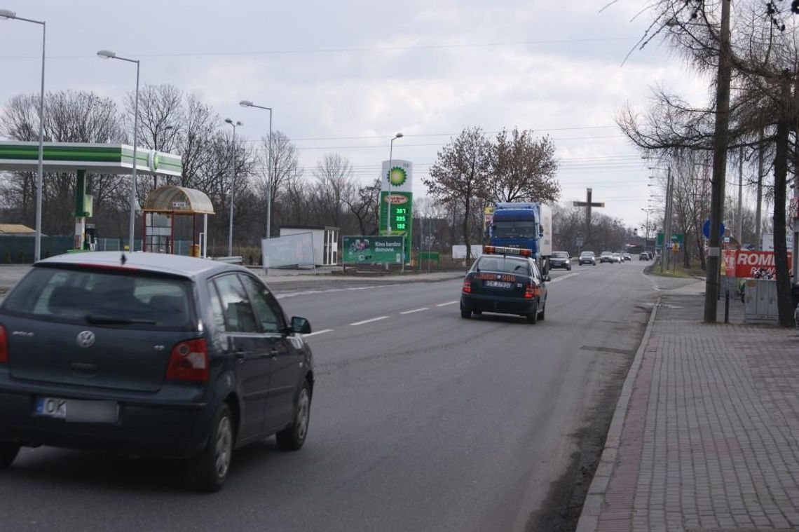 Straż miejska kupiła tablicę monitorującą prędkość. Będzie dyscyplinować kierowców w Kłodnicy