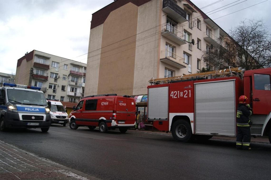 Strażacy interweniowali na Pogorzelcu. Podejrzenie zatrucia tlenkiem węgla