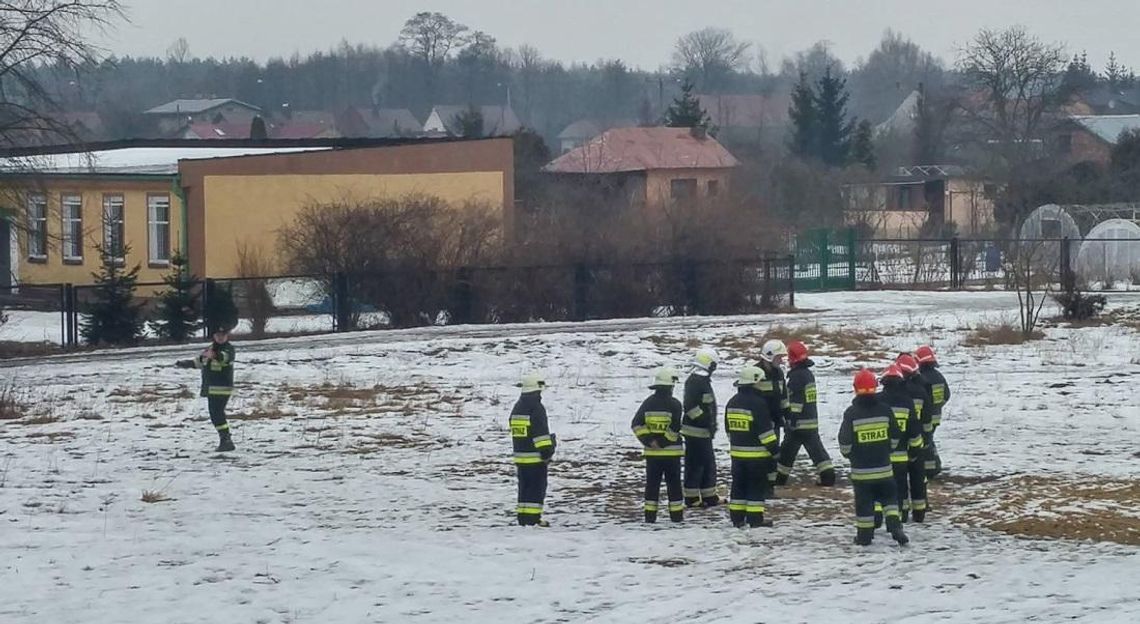 Strażacy interweniują w Blachowni. Jednego z mieszkańców zaniepokoił wyczuwalny w powietrzu zapach gazu