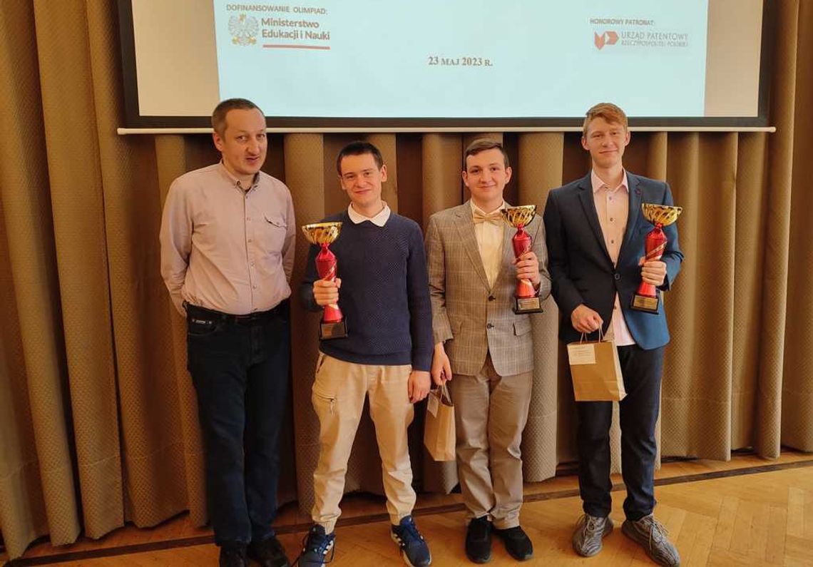Sukces młodych wynalazców z ZSTiO! Zdobyli drugie miejsce w ogólnopolskiej oimpiadzie