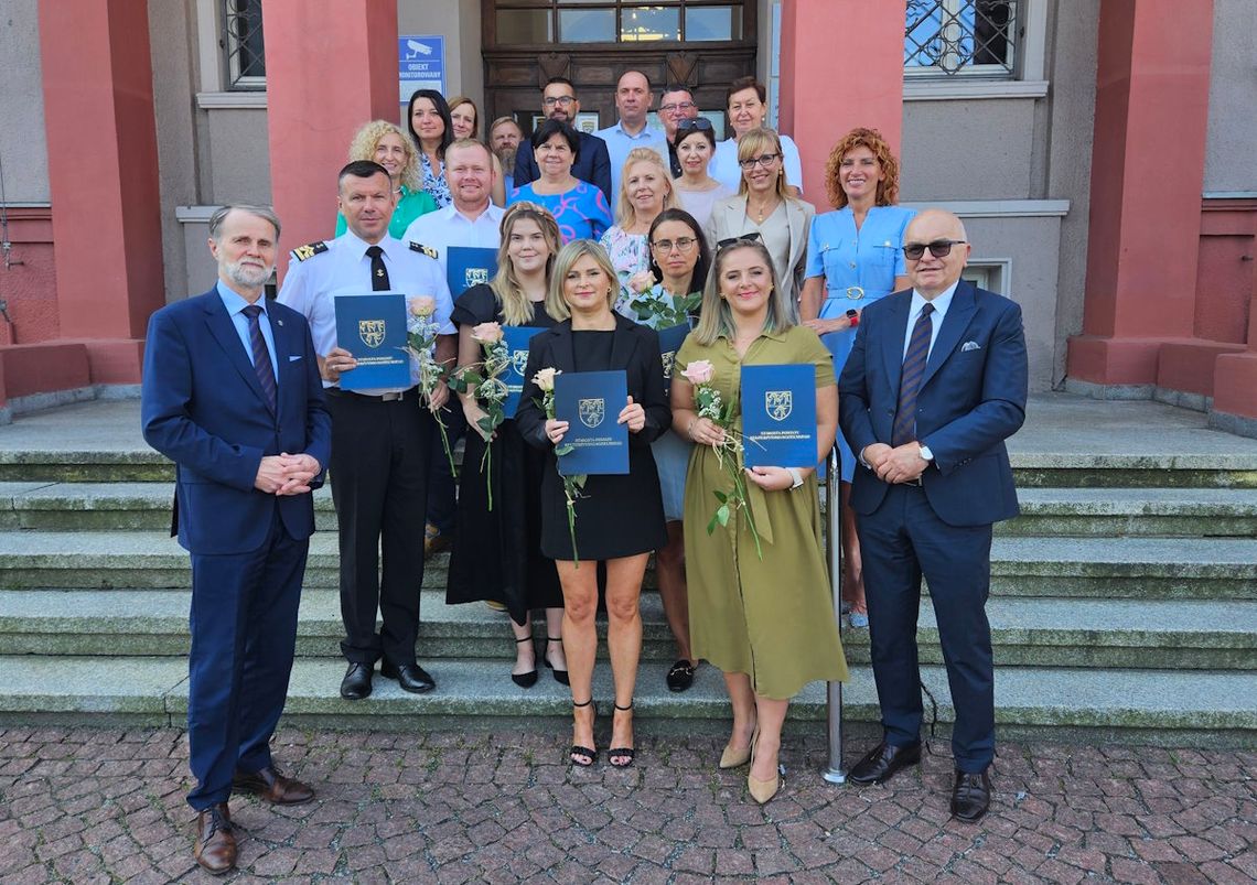 Szkoły powiatowe gotowe na pierwszy dzwonek. Nauczyciele z awansami na wyższe stopnie zawodowe