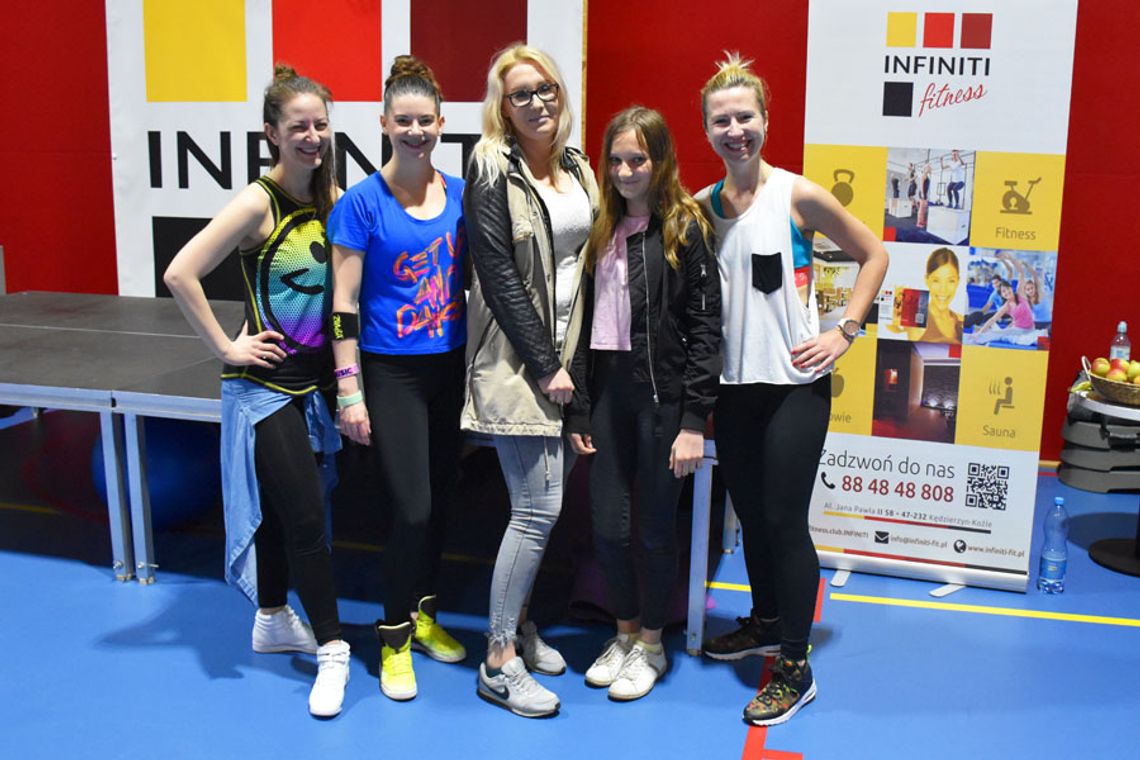 Tańczyli w szczytnym celu. Maraton zumby w Infiniti Fitness Club. ZDJĘCIA