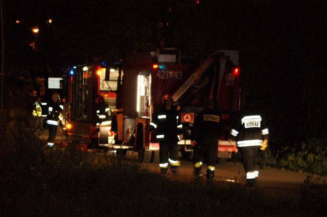 Tragiczny pożar w Koźlu. Strażacy znaleźli w zgliszczach ludzkie zwłoki