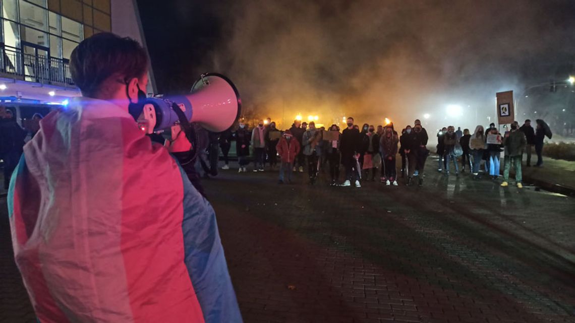 Tu będzie można demonstrować i nie trzeba tego zgłaszać. Rada miasta wyznaczyła dwa miejsca