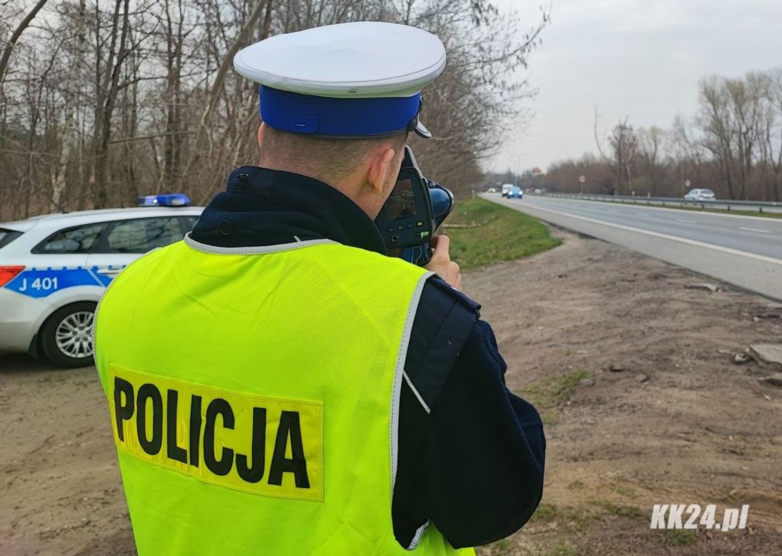 Tylko w osiem godzin funkcjonariusze ujawnili 80 wykroczeń. Dwóch kierowców straciło prawo jazdy