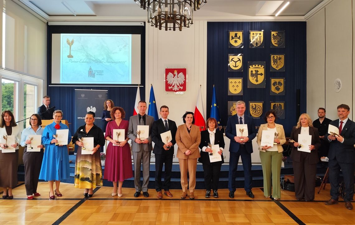 Tytuł „Partner Edukacji – Lider Innowacji 2025” dla dyrektor Zespołu Szkolno-Przedszkolnego nr 1 w Cisowej Doroty Jastrzembskiej Tytuł „Partner Edukacji – Lider Innowacji 2025” dla dyrektor Zespołu Szkolno-Przedszkolnego nr 1 w Cisowej Doroty Jastrzembskiej