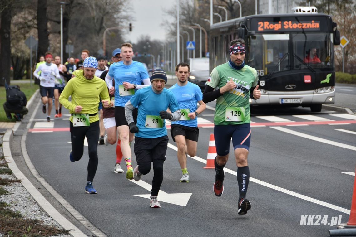 Uczcili pamięć Jana Pawła II. Blisko 150 osób pokonało dziś trasę mini maratonu