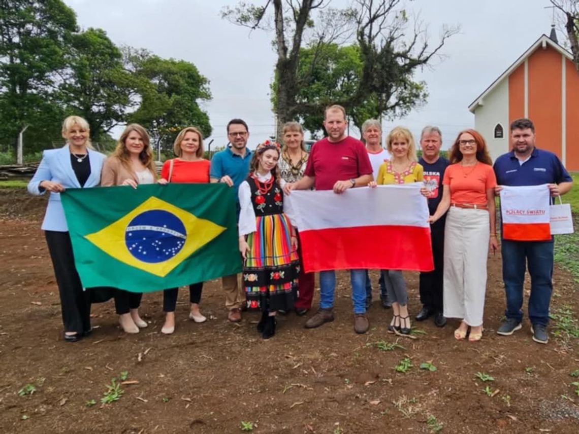 Uczyła dzieci w Kędzierzynie-Koźlu teraz uczy polskiego w Brazylii. Dzięki Renacie Matusiak powstanie tam polska szkoła