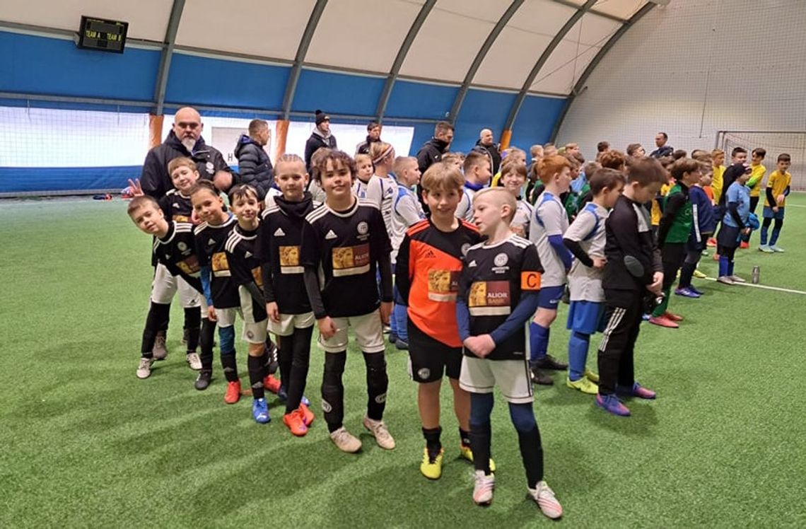Udany weekend młodych piłkarzy z Football Academy. Zwyciężyli na turniejach w Katowicach i Cisku