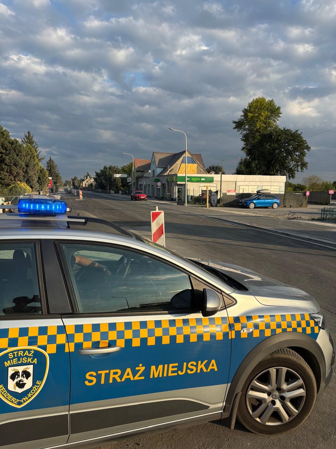 Ulica Wyspiańskiego będzie dziś całkowicie zamknięta. Drogowcy ułożą ostatnią warstwę asfaltu