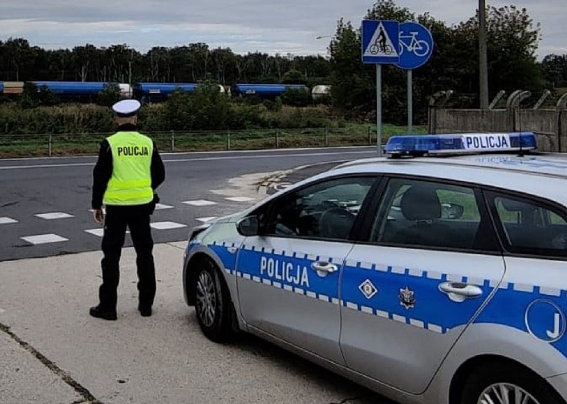 W jeden dzień blisko sto wykroczeń. Policjanci podsumowują akcję „Niechronieni uczestnicy ruchu drogowego"