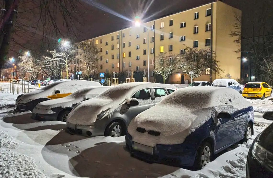 W nocy możemy spodziewać się intensywnych opadów śniegu. Meteorolodzy wydali ostrzeżenie dla naszego powiatu