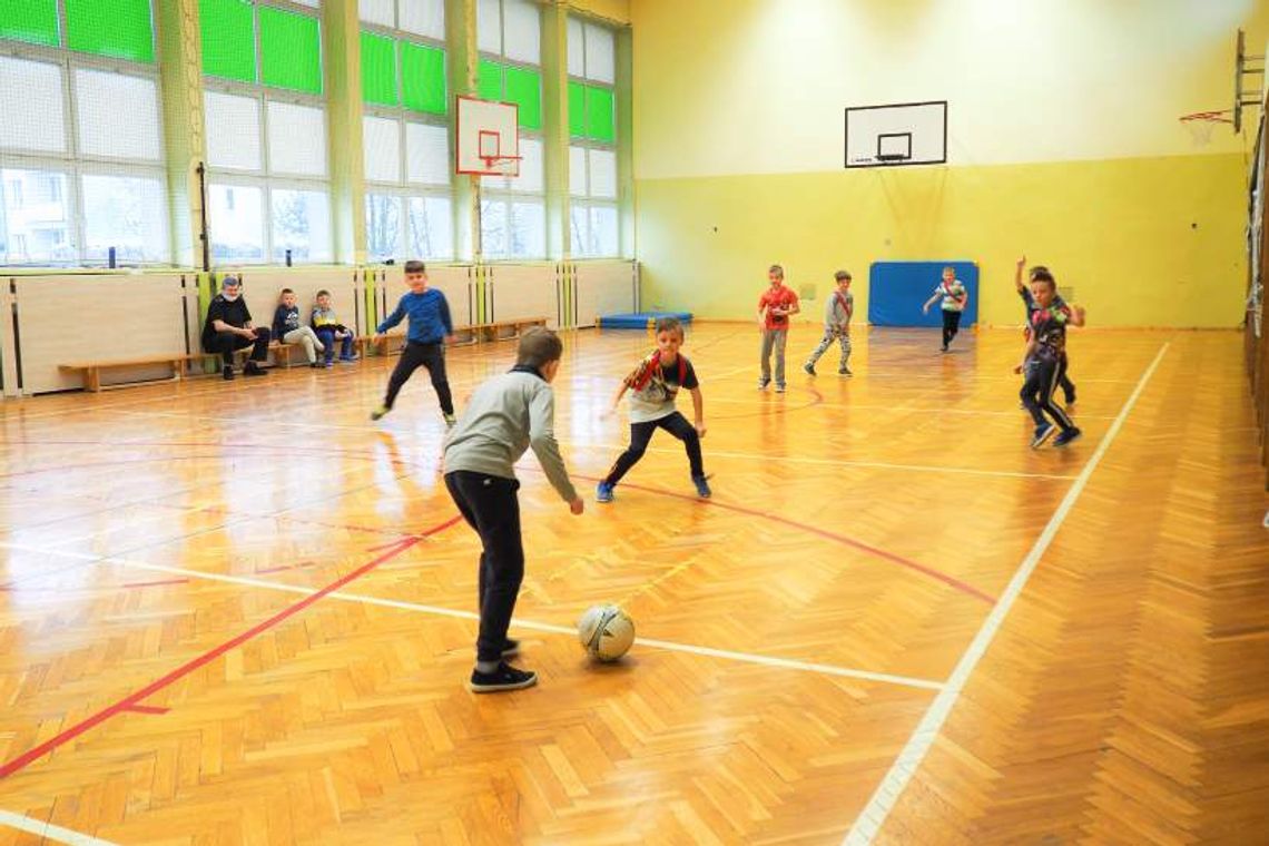 Wakacje coraz bliżej. W Kędzierzynie-Koźlu można zapisywać dzieci na szkolne półkolonie. Liczba miejsc ograniczona