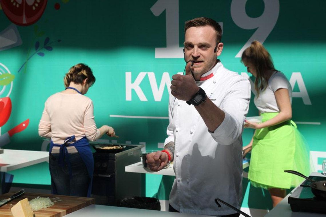 WIDEO: Juror MasterChef Junior w Kędzierzynie-Koźlu. Mateusz Gessler gotował w Odrzańskich Ogrodach