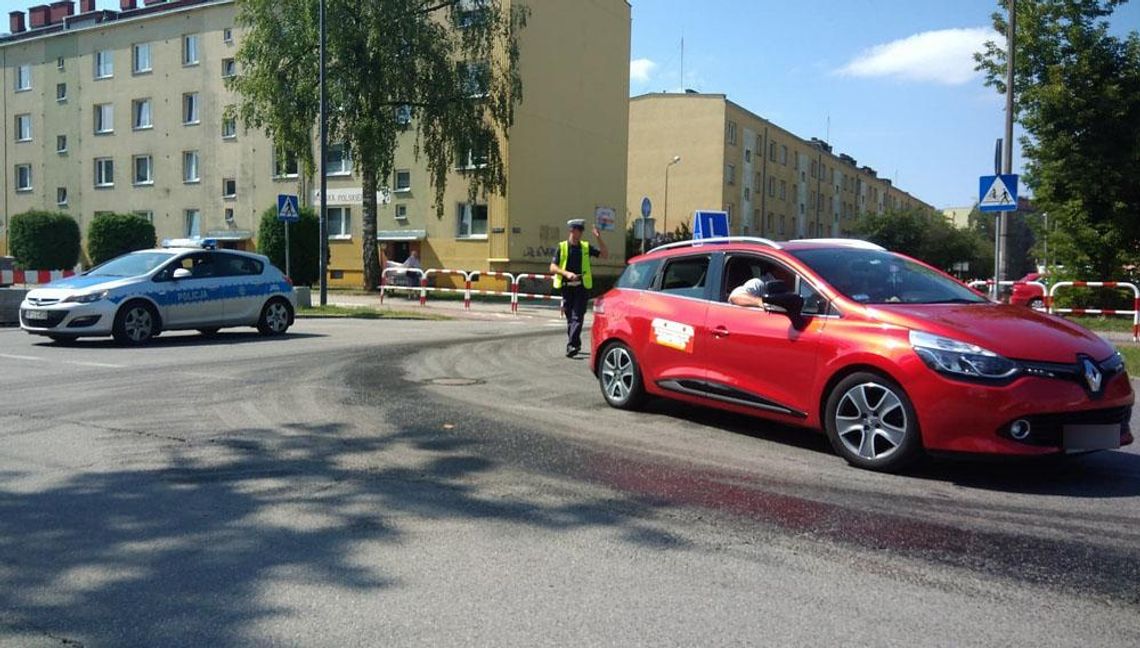 Wielka plama oleju w Śródmieściu. Dwie ulice muszą zostać zamknięte