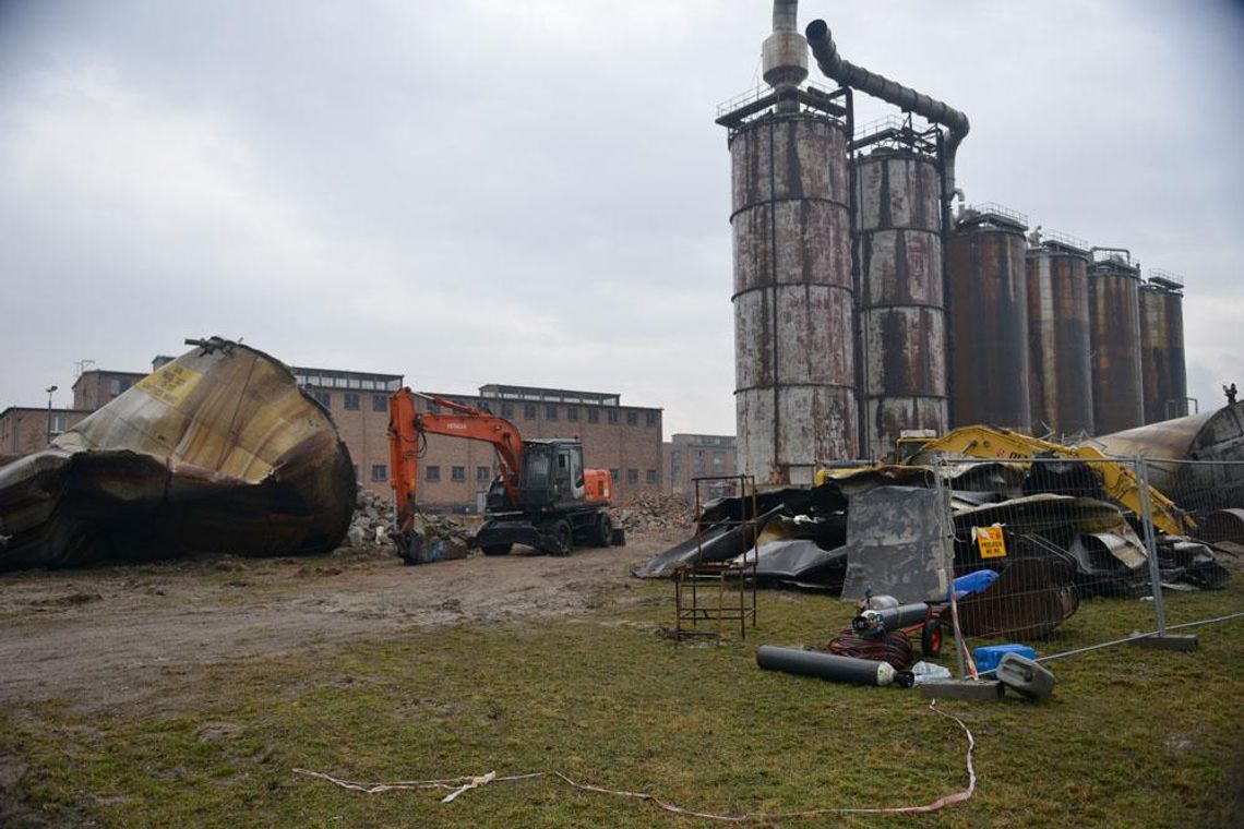 Wielkie porządki w Grupie Azoty ZAK. Wyburzają nieczynne instalacje. Milionowe oszczędności