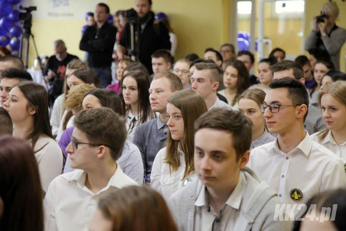 Wszystko kręci się wokół niej. O ekonomii na konferencji w Zespole Szkół nr 1