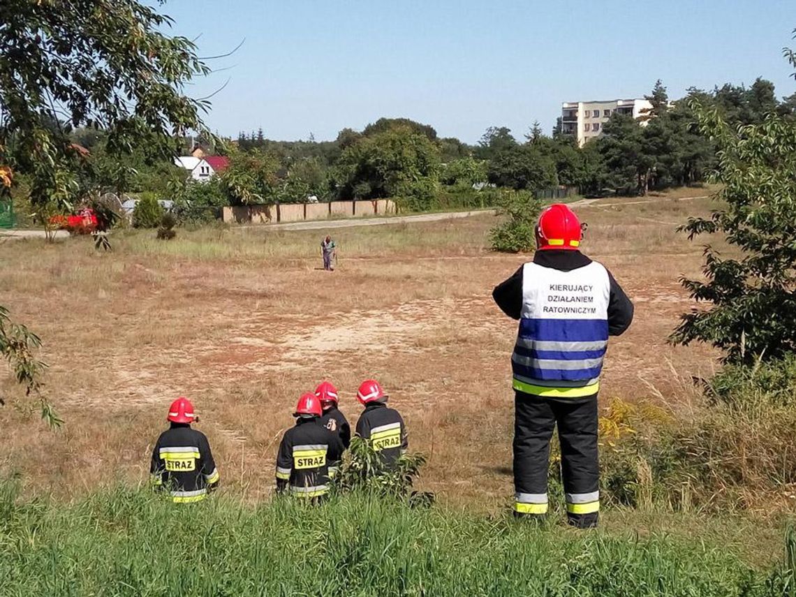 Wyciek gazu w Blachowni. Na miejscu interweniują strażacy i pogotowie gazowe. ZDJĘCIA