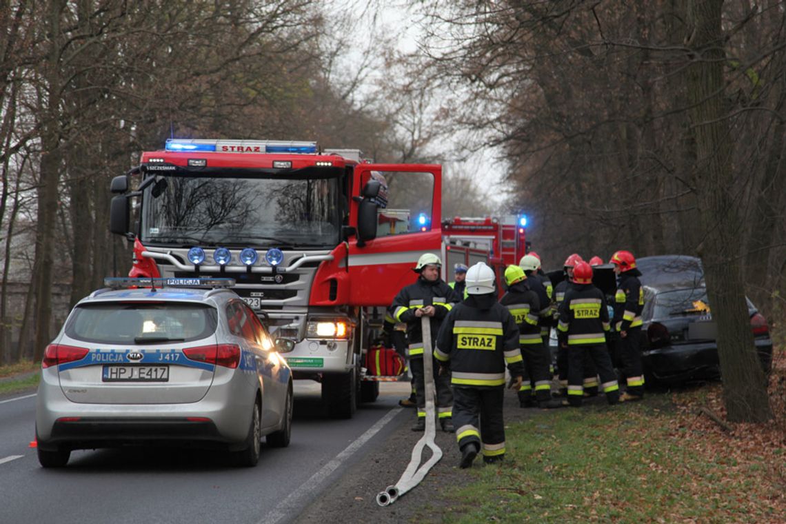 Wypadek na Strzeleckiej. Zderzyły się dwie osobówki. Są poszkodowani