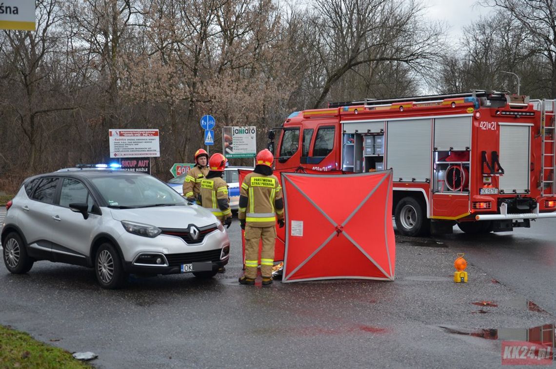 Wypadek śmiertelny w Azotach. Ofiarą starszy mężczyzna