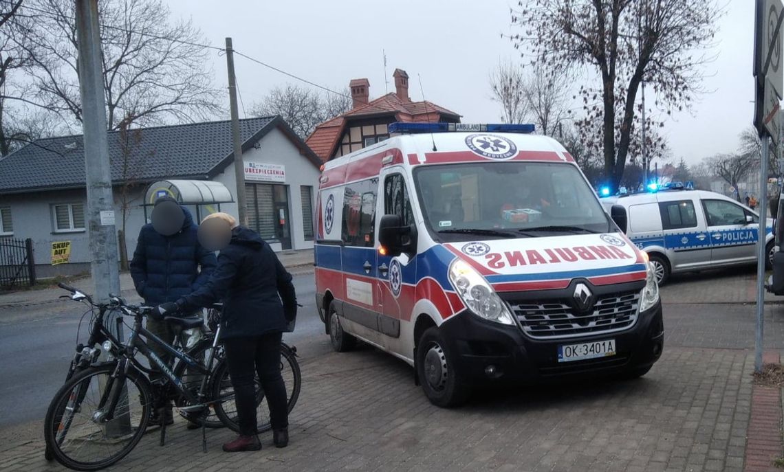 Wyprzedził rowerzystkę, a potem skręcił, zajeżdżając jej drogę. Kolizja na ulicy Piastowskiej