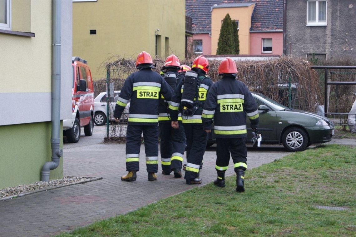 Z mieszkania wydobywał się taki smród, że sąsiedzi wezwali na miejsce strażaków