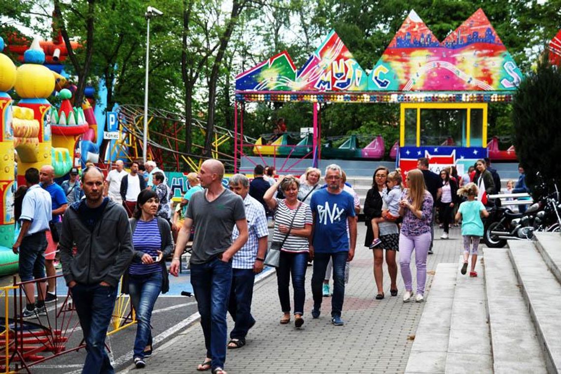 Zabawa w rytmie Zorby. Pierwszy dzień majówki w Kędzierzynie-Koźlu