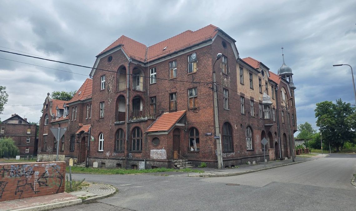 Zabytkowa kamienica miała dostać nowe życie. Przetarg zakończył się bez ofert