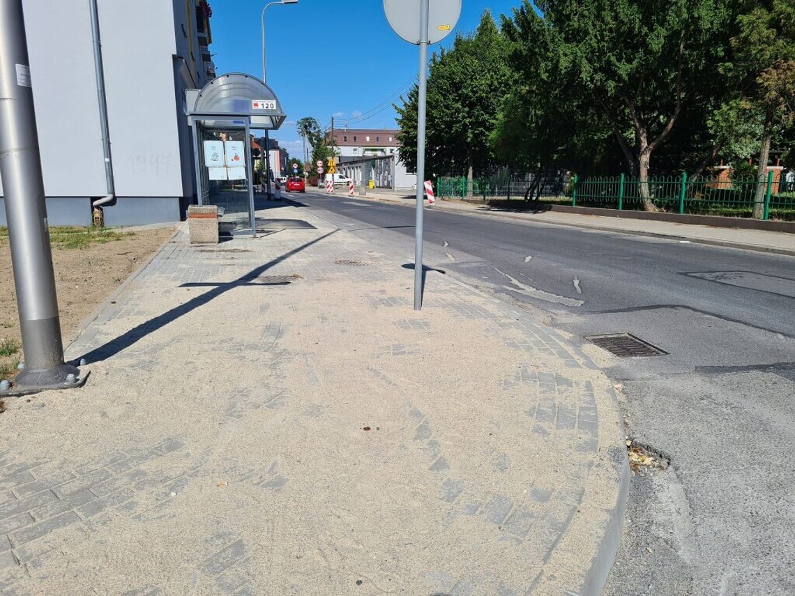 Zaczął się kolejny etap remontu ulicy Piotra Skargi. Firma będzie frezować nawierzchnię. Trzeba liczyć się z utrudnieniami