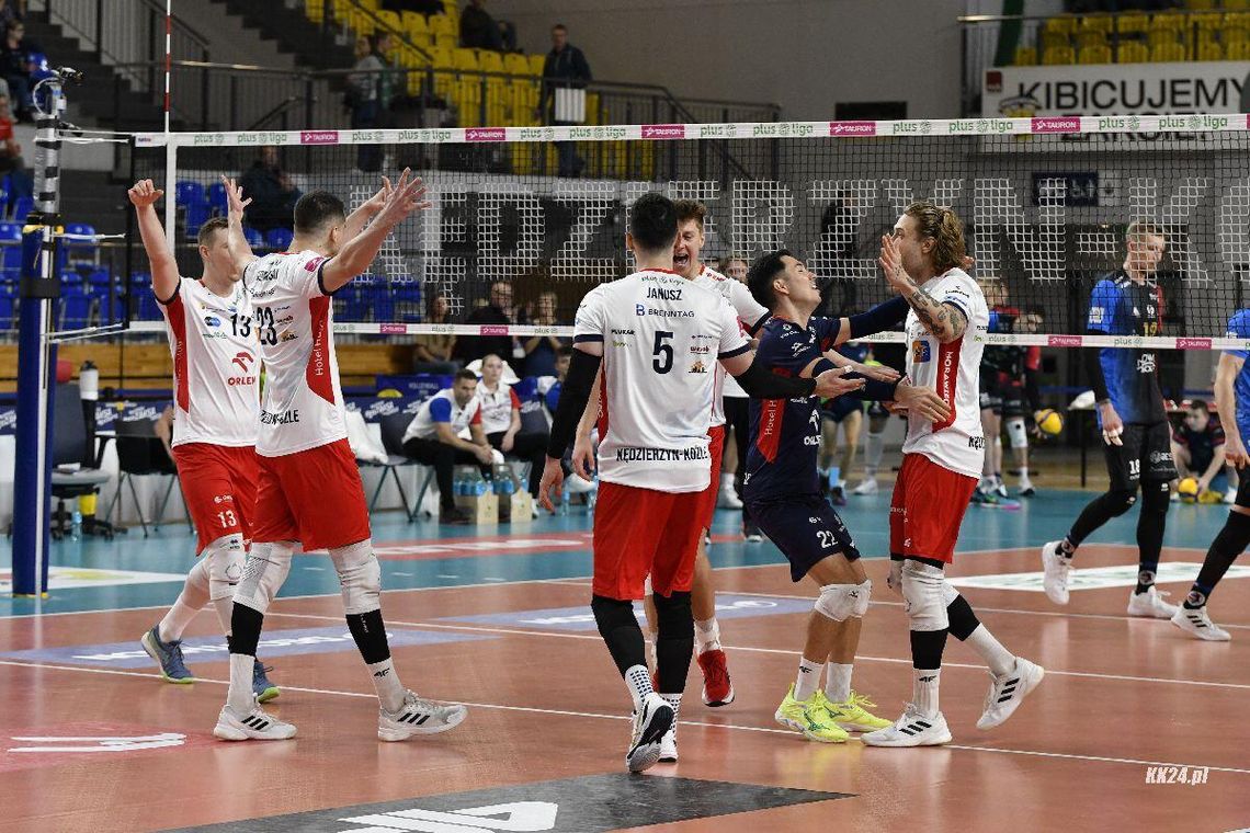 ZAKSA wróciła na zwycięskie tory. Kędzierzynianie zdeklasowali MKS Będzin. FOTOREPORTAŻ